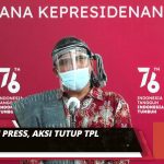 Presiden Joko Widodo Menerima Togu Simorangkir Perwakilan Dari Tim 11