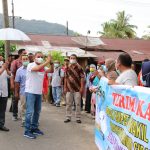 Bupati Cek Kualitas Proyek Hotmix di Tiga Kecamatan Sekaligus Bertemu dengan Masyarakat