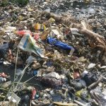 Uraikan umpukan sampah Kali Penombo di alirkan ke laut Itu Bukan Menyelesaikan Malah Menimbulkan Masalah Baru