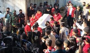 Jenazah Brigadir Yosua Yang Sebelumnya di Tolak Di Makamkan Secera Kedinasan, Kini Setelah di Autopsi ulang Jenajah Akan Di Makam kan Secera Kedinasan