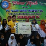 FajarPaper Berikan Bantuan 17.000 Paket Alat Tulis ke 54 Sekolah Dasar di Kabupaten Bekasi