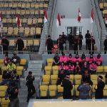 Tragedi Kanjuruhan, Malang, jatim, Brimob Cikarang Bersama Suporter Bola Doa Bersama