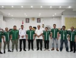 Prajurit Pangkalan TNI Angkatan Laut (Lanal) Sibolga ikuti aksi Donor Darah