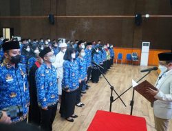Pj Bupati Bekasi Berikan Tips Sukses 263 PNS yang Baru Dilantik