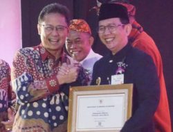 Kabupaten Bekasi Terima Sertifikat Bebas Eliminasi Filariasis dari Kemenkes RI