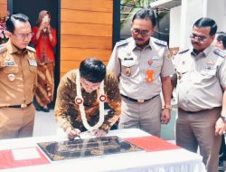 Pj Bupati Bekasi Dampingi Wamen ATR/BPN, Resmikan Pelayanan Drive Thru di Kantah Kabupaten Bekasi