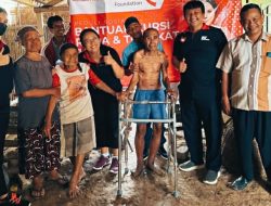 Yayasan Christin Novalia Simanjuntak Salurkan Bantuan Kursi Roda dan Tongkat Pada Penyandang Disabilitas