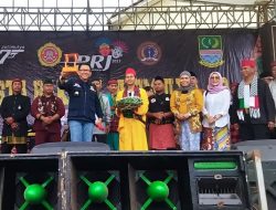Drs Sopian Hadi M.M Bersama Acep Abdi Eka Pradana S STP Dampingi Pj Bupati Bekasi Dani Ramdan Dalam Acara Pesta Rakyat Jatimulya