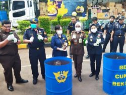 KPPBC TMP A  Bekasi Musnahkan Barang Hasil Penindakan Tahun 2023