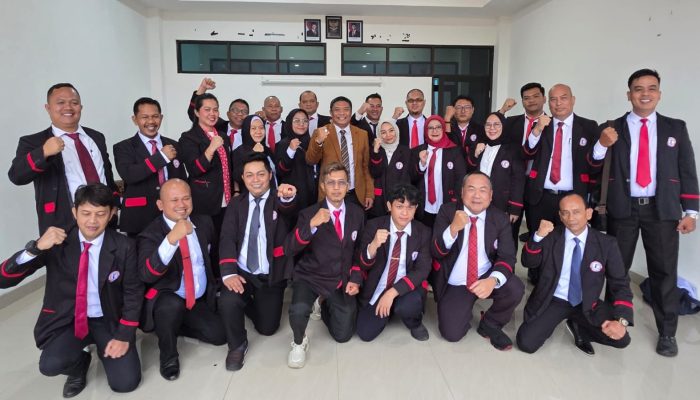 Perjuangan Panjang Terbayar, Puluhan Mahasiswa STIHP Pelopor Bangsa Akhirnya Lulus Skripsi