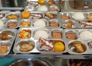 Menu Sosis Rp 1.000 di Program Makan Bergizi Gratis di Lumajang Tuai Protes Orang Tua Blora Juga Soroti Keterlibatan TNI dan Dugaan Makanan Basi