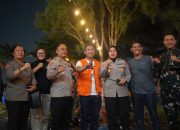 Polres Metro Bekasi Bersama Kodim 0509/Kabupaten Bekasi Dan Jajaran Polsek Kawal Nobar Persija vs Persib di 30 Titik