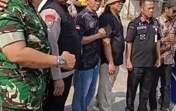 Ketua Solidaritas Wartawan Tambun (SWAT) Apresiasi Warga RW 02 Desa Setiadarma Antisipasi Banjir