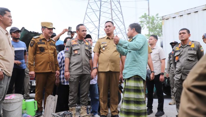 Penertiban 19 Bangunan Liar di Cikarang Barat Berlangsung Kondusif