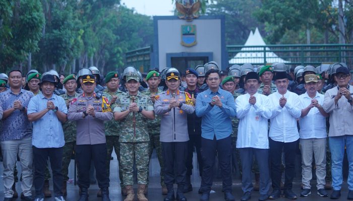 Siapkan Pengamanan Pelantikan Kepala Desa Terpilih se-Kabupaten Bekasi, Polres Metro Bekasi Gelar Simulasi Sispamkota Ops Wibawa Mukti Jaya 2026